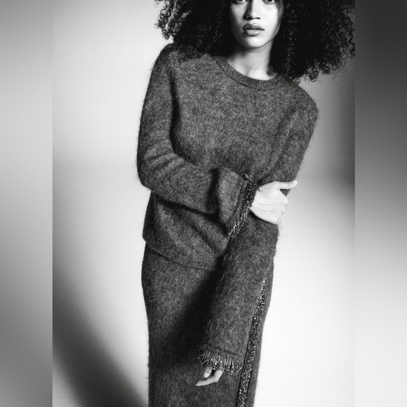 H&M A/W 2024 edition bead detail sweater. Size L - Picture 3 of 8